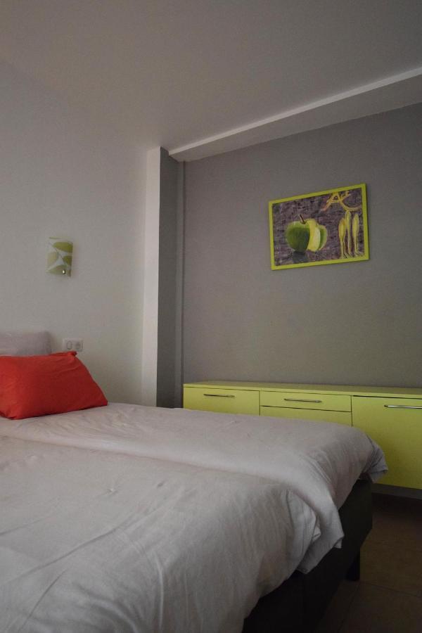 Art Home Bnb การ์กาซอน ภายนอก รูปภาพ