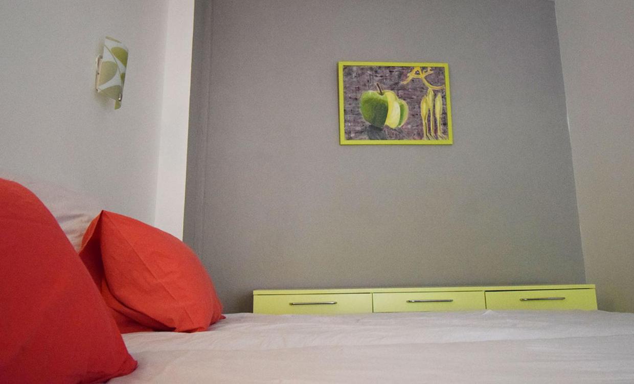 Art Home Bnb การ์กาซอน ภายนอก รูปภาพ